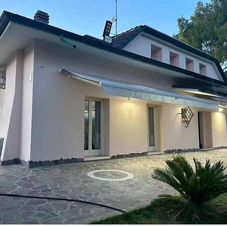 Villa Ninfea Lux Tavullia, Jacuzzi, Garden, Wifi, Ac Exterior photo